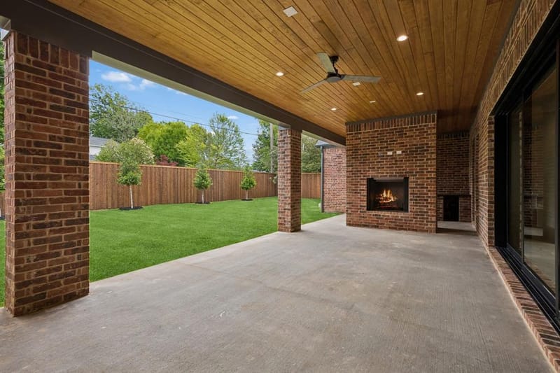 10128 Coppedge Lane, Dallas TX 75229 - Photo 32