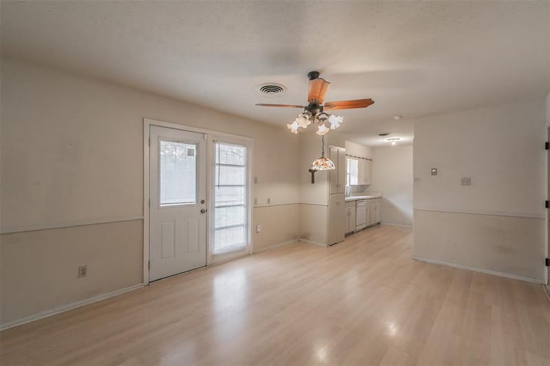 7412 Meadowcrest Drive, Fort Worth TX 76112 - Photo 18