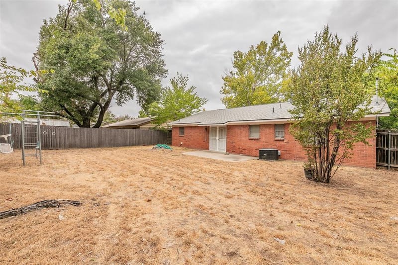 7412 Meadowcrest Drive, Fort Worth TX 76112 - Photo 35