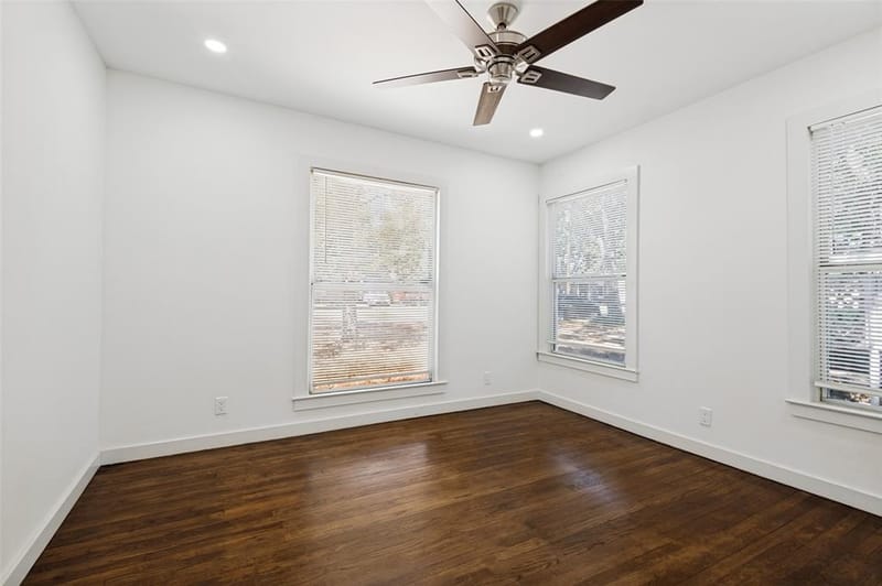 412 E 8th Street, Irving TX 75060 - Photo 18