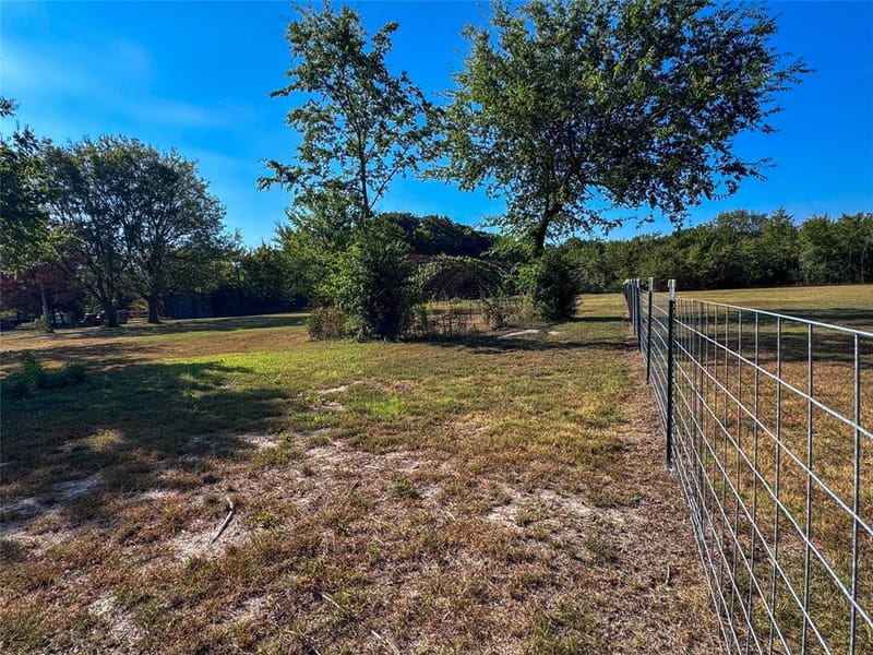 256 County Road 3101, Greenville TX 75402 - Photo 27