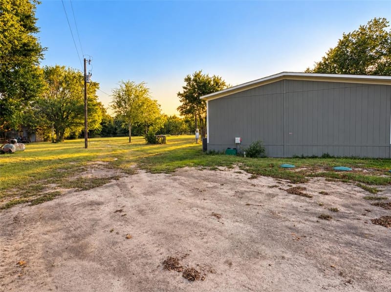 256 County Road 3101, Greenville TX 75402 - Photo 31