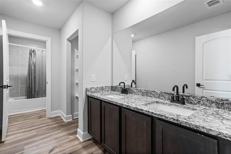 7616 Lumberjack Lane, Fort Worth TX 76120 - Photo 13