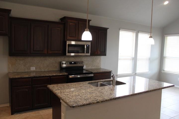 11520 Starlight Ranch Trail, Fort Worth TX 76052 - Photo 5