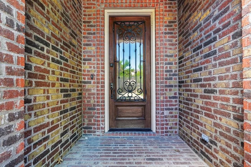 2824 Cotswold Court, Keller TX 76248 - Photo 3