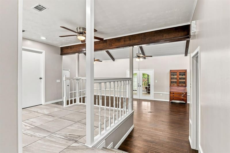 6049 W Red Bird Lane, Dallas TX 75236 - Photo 2