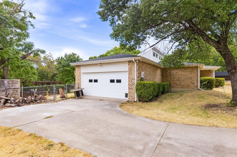 6049 W Red Bird Lane, Dallas TX 75236 - Photo 26