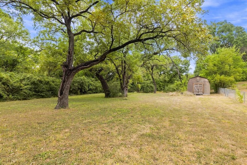 6049 W Red Bird Lane, Dallas TX 75236 - Photo 31