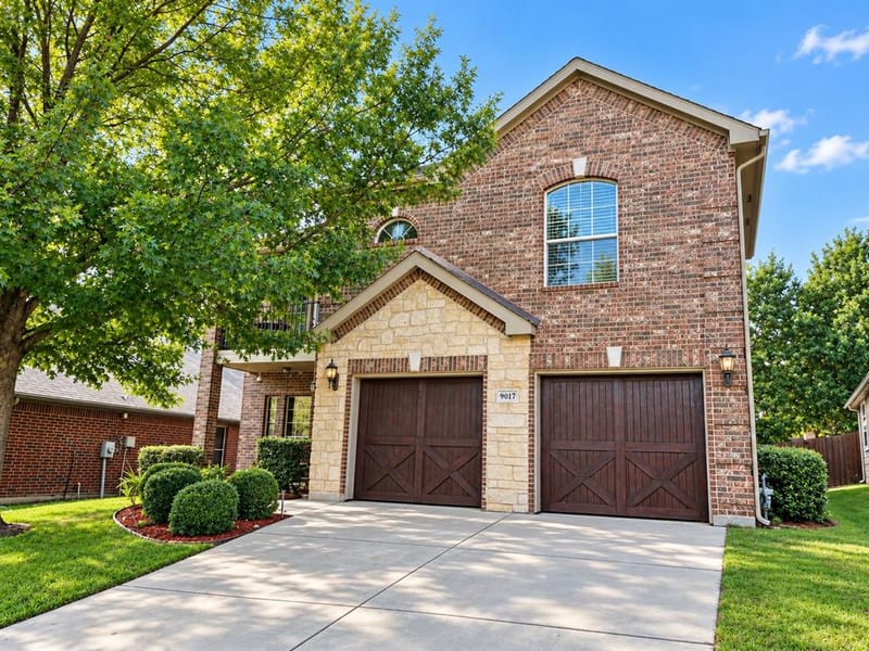 9017 Silsby Drive, Fort Worth TX 76244 - Photo 3