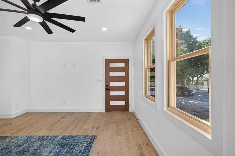 1007 Winston Street, Dallas TX 75208 - Photo 6