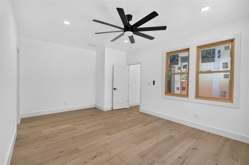 1007 Winston Street, Dallas TX 75208 - Photo 15