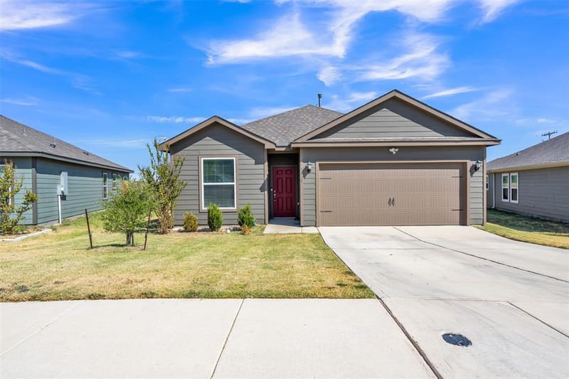 2420 Stillwater Drive, Ponder TX 76259