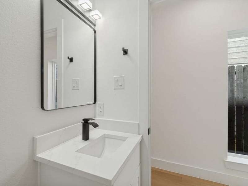 2206 Dyson Street, Dallas TX 75215 - Photo 20