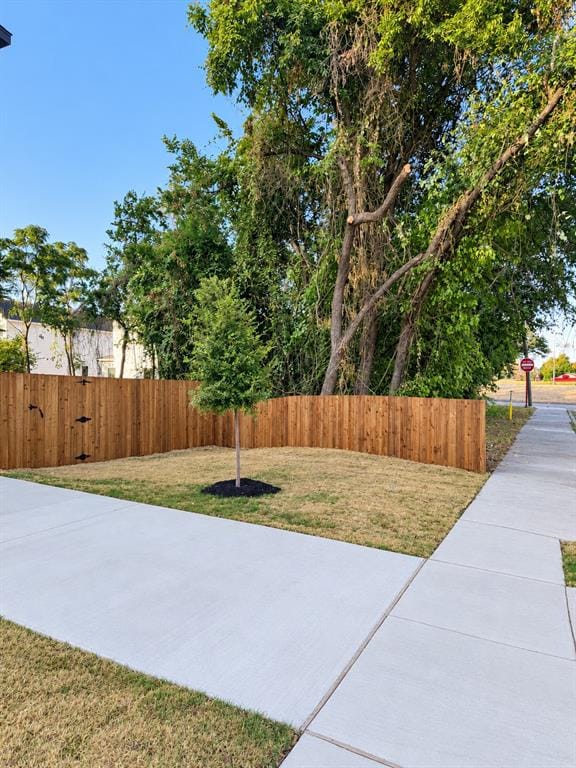2206 Dyson Street, Dallas TX 75215 - Photo 24
