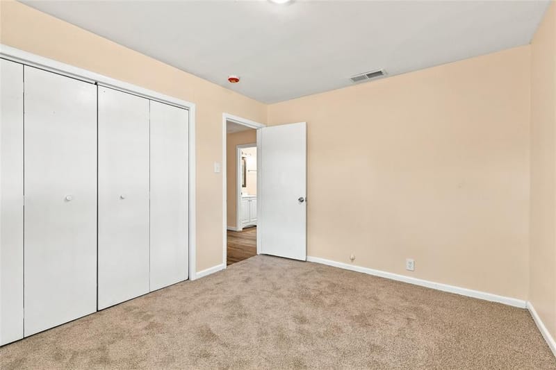 702 Jonathan Lane, Arlington TX 76010 - Photo 22