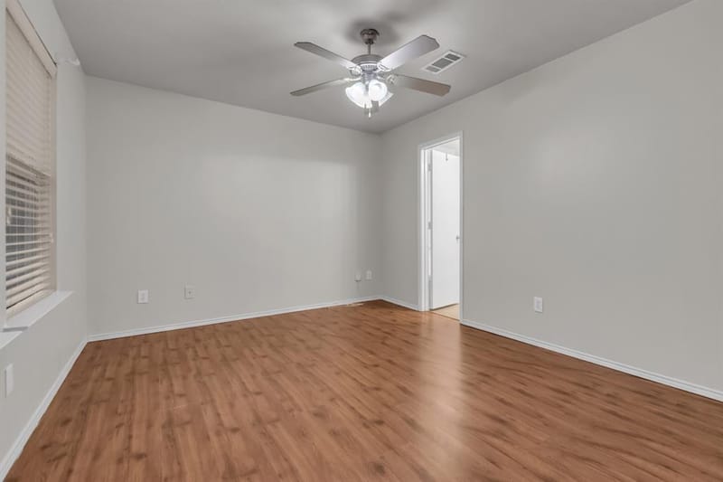 3517 Apple Valley Way, Dallas TX 75227 - Photo 9