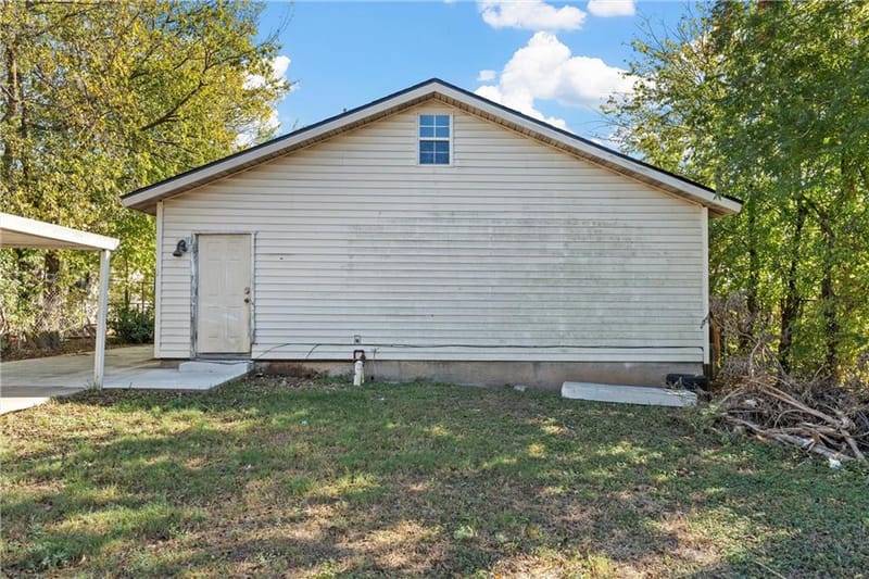 2021 Gurley Avenue, Waco TX 76706 - Photo 17