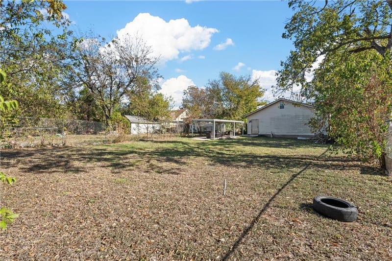 2021 Gurley Avenue, Waco TX 76706 - Photo 16
