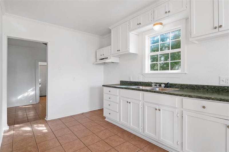 2021 Gurley Avenue, Waco TX 76706 - Photo 4