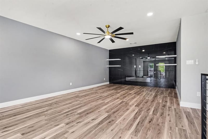 2323 Wilhurt Avenue, Dallas TX 75216 - Photo 16