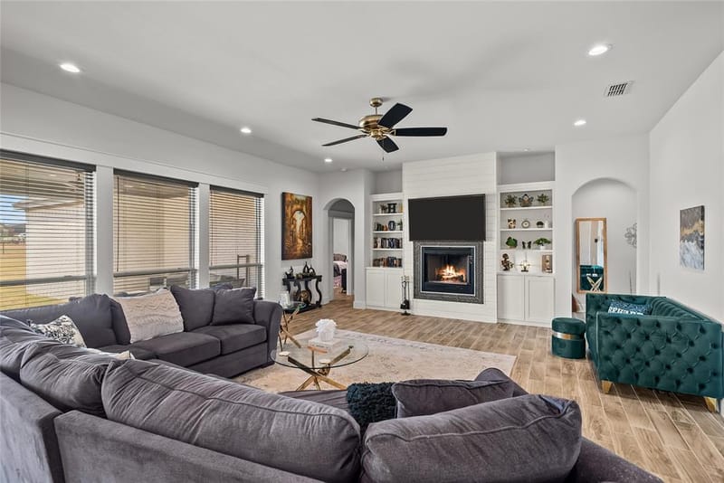 134 Buddy Court, Millsap TX 76066 - Photo 8