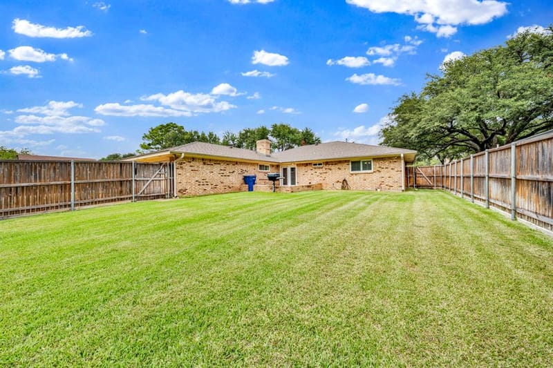 1606 Clear Point Drive, Garland TX 75041 - Photo 36