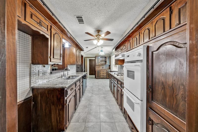 1606 Clear Point Drive, Garland TX 75041 - Photo 21