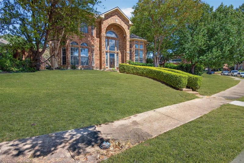 9117 Lakepointe Avenue, Rowlett TX 75088 - Photo 2