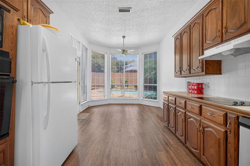 9117 Lakepointe Avenue, Rowlett TX 75088 - Photo 10