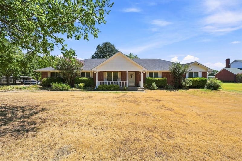 706 Georgetown Road, Ovilla TX 75154 - Photo 2