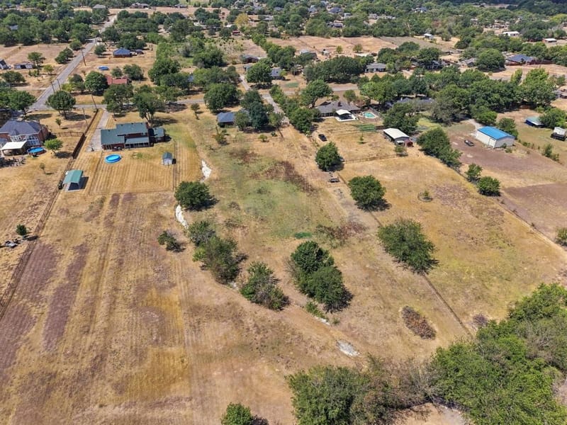 706 Georgetown Road, Ovilla TX 75154 - Photo 3