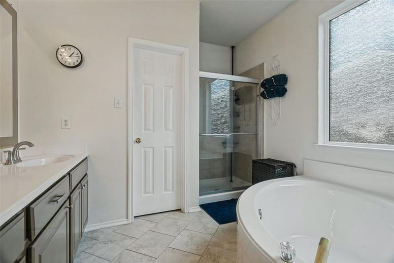 1400 Wentworth Drive, Lewisville TX 75067 - Photo 10