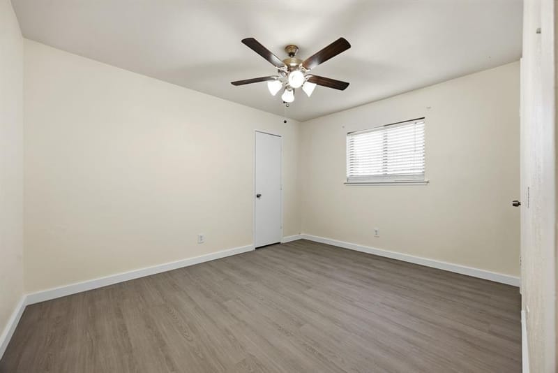 3314 Excalibur Circle, Garland TX 75044 - Photo 16
