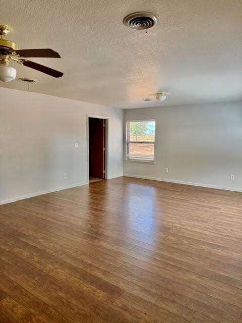 938 COUNTY RD 3341, Paradise TX 76073 - Photo 8