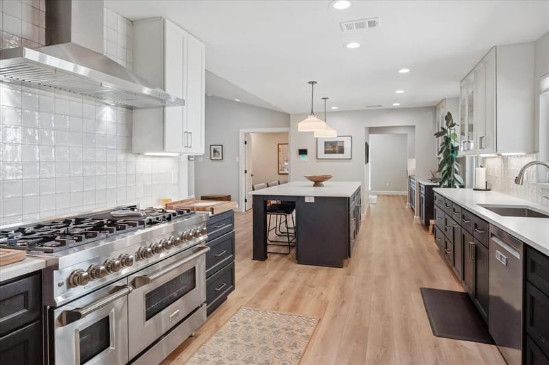 9553 Estate Lane, Dallas TX 75238 - Photo 5