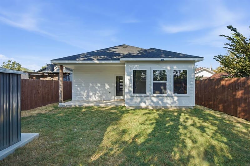 1535 Caldwell Street, Dallas TX 75223 - Photo 30