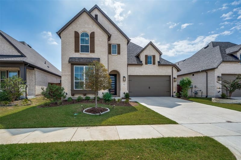 1316 Buttercup Avenue, Aubrey TX 76227