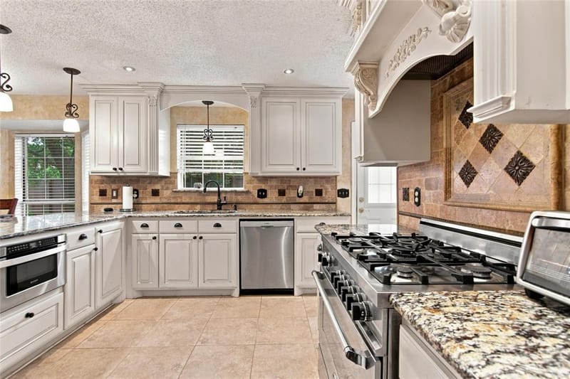 1517 Fuqua Drive, Flower Mound TX 75028 - Photo 8