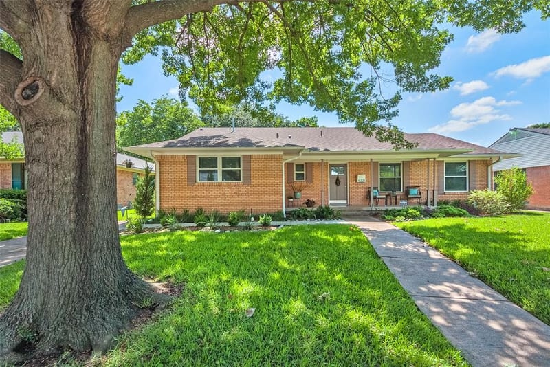 6221 Berryhill Street, Dallas TX 75231 - Photo 33
