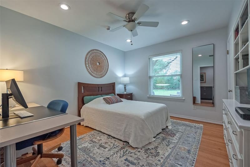 6221 Berryhill Street, Dallas TX 75231 - Photo 25