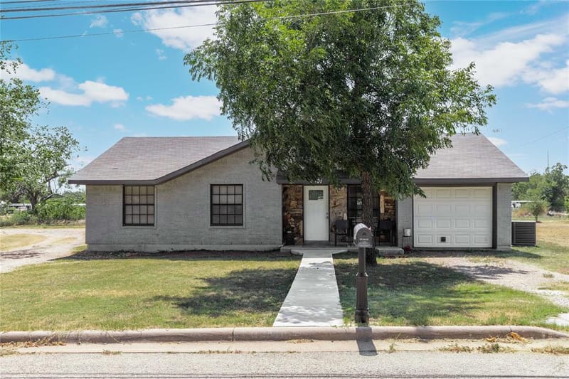 2301 Main Boulevard, Brownwood TX 76801