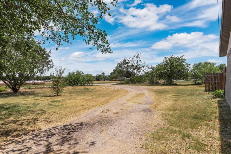2301 Main Boulevard, Brownwood TX 76801 - Photo 15