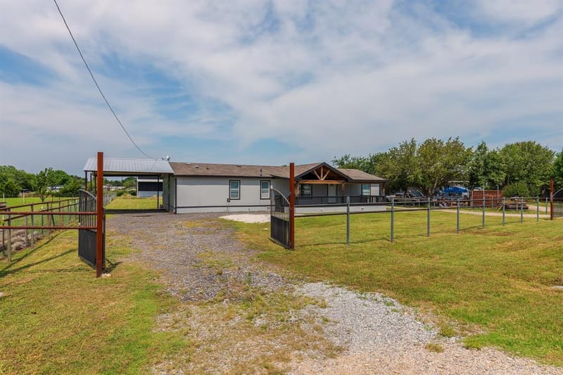 4622 County Road 1081, Princeton TX 75407 - Photo 8