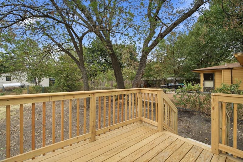 1244 E Mulkey Street, Fort Worth TX 76104 - Photo 23