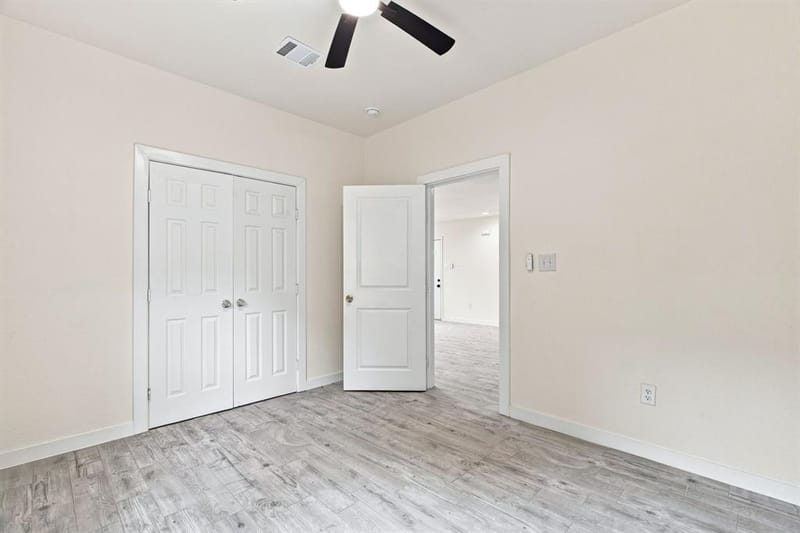 1244 E Mulkey Street, Fort Worth TX 76104 - Photo 18