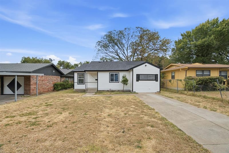 1244 E Mulkey Street, Fort Worth TX 76104 - Photo 4