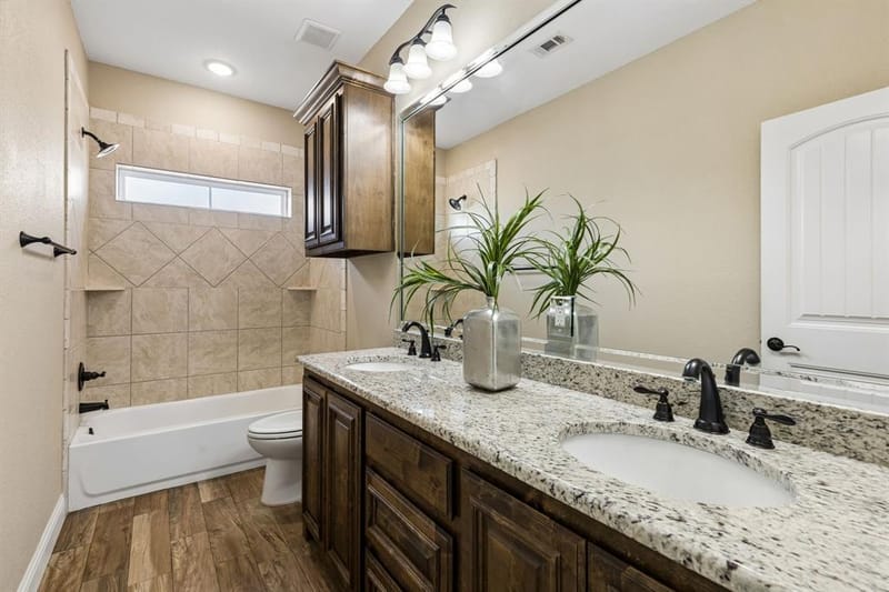 1809 Laguna S, Pelican Bay TX 76020 - Photo 23