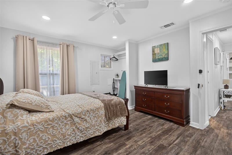 2122 Berwick Avenue, Dallas TX 75203 - Photo 31