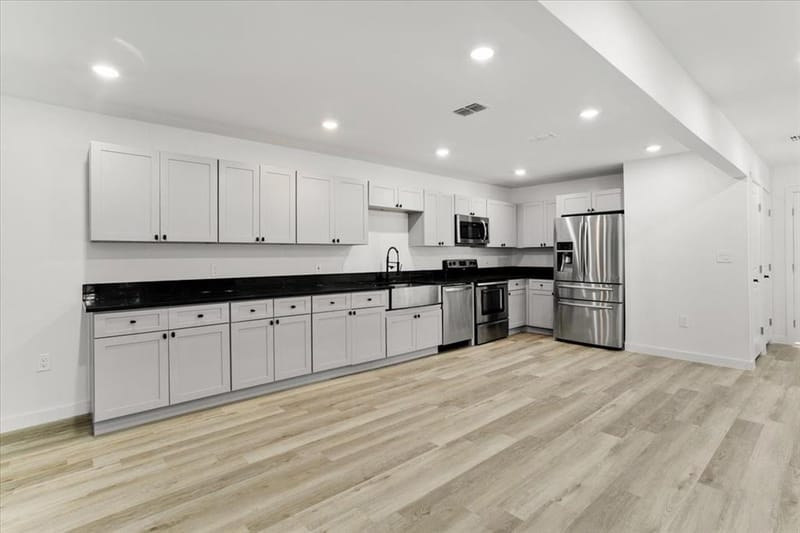 2149 Willow Place # B, Carrollton TX 75006 - Photo 9
