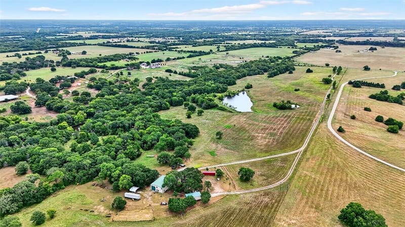 1200 County Road 1215, Savoy TX 75479 - Photo 6